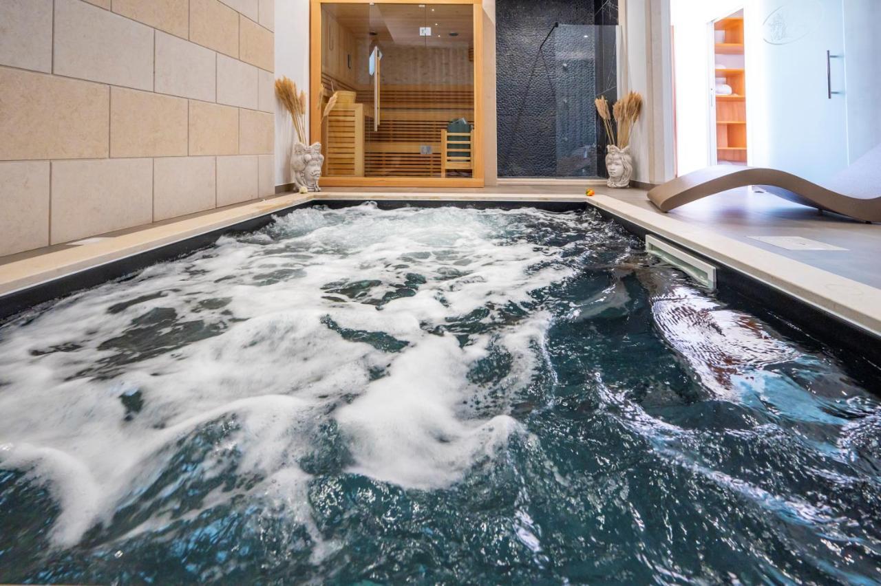 Villa Carmiano Luxury Bedrooms In Avola In The Province Of Syracuse With Spa And Swimming Pool And Wonderful Seaview Экстерьер фото