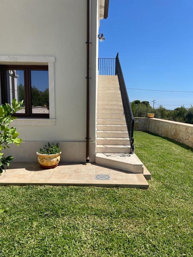 Villa Carmiano Luxury Bedrooms In Avola In The Province Of Syracuse With Spa And Swimming Pool And Wonderful Seaview Экстерьер фото