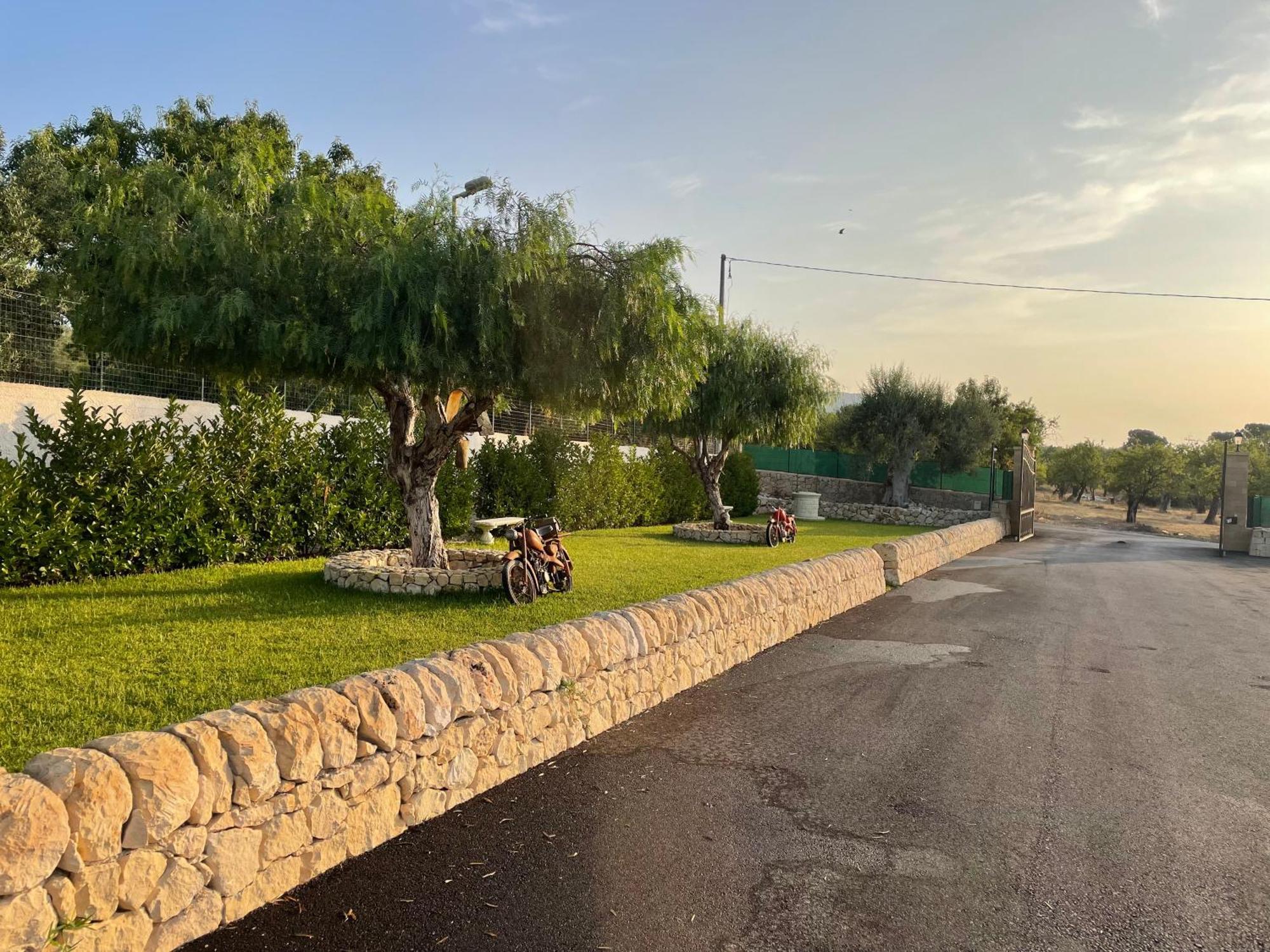 Villa Carmiano Luxury Bedrooms In Avola In The Province Of Syracuse With Spa And Swimming Pool And Wonderful Seaview Экстерьер фото